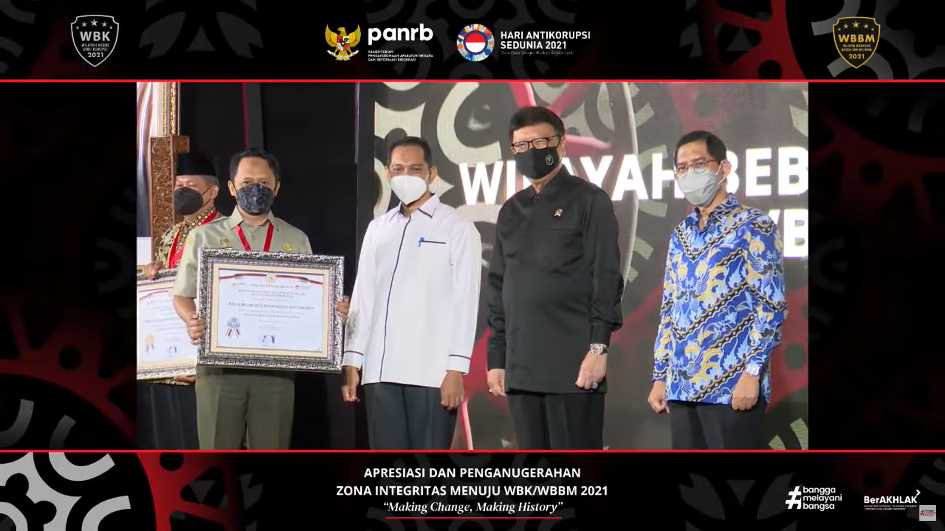 Penerimaan Anugerah dengan Menteri 